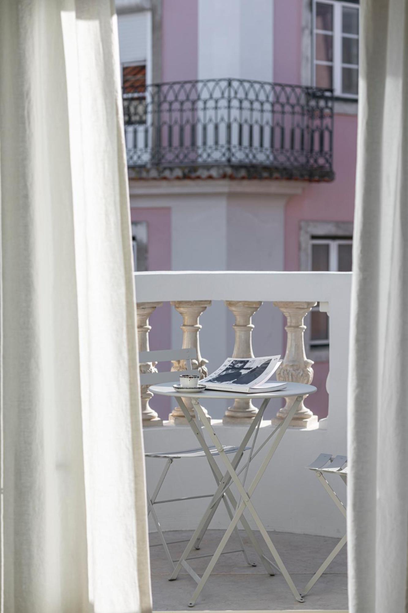 Montecarmo12 - Design Boutique Hotel Lisboa المظهر الخارجي الصورة